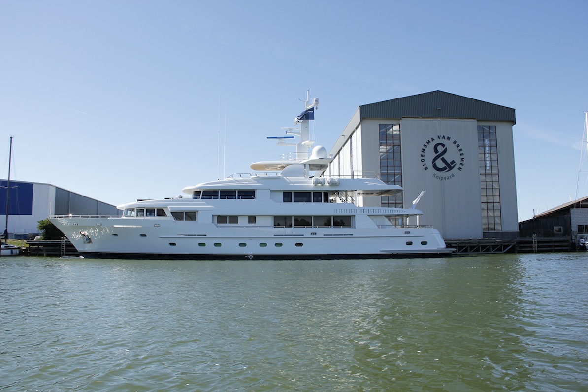 Image for article Bloemsma van Breemen launch 44m motoryacht